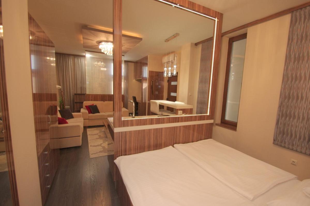 Hotel Vadaszkuert Superior Székesfehérvár 外观 照片